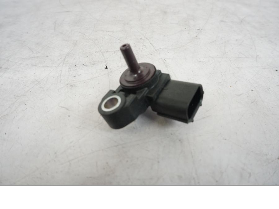 Framsidan på Mapsensor från en Triumph Bonneville T120 -2021 motorcykel.