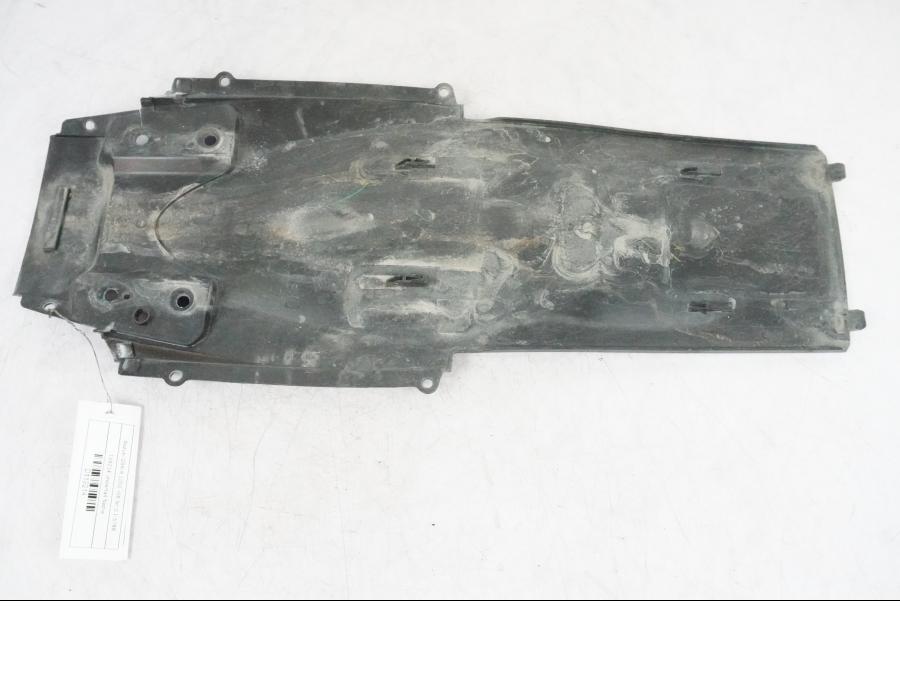 Framsidan på Undertail från en Suzuki GSX-R 1000 -2008 motorcykel.