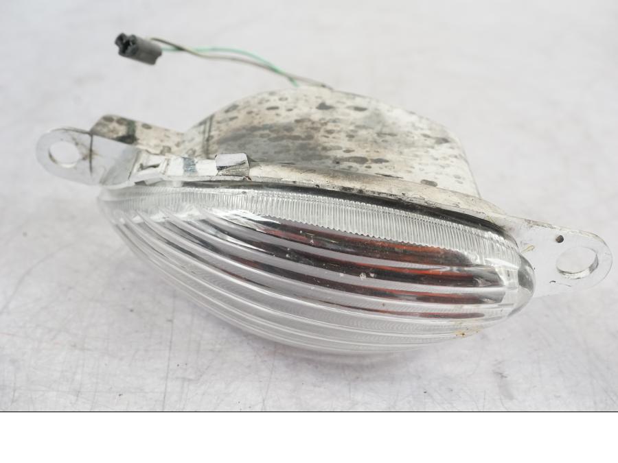 Vänster sida på Blinkers från en Suzuki GSX 1300 RX -1999 motorcykel.