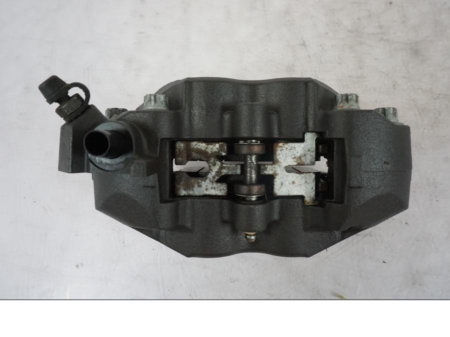 Snett uppifrån på Bromsok från en Kawasaki Z 800 -2014 motorcykel.