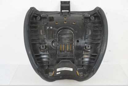 Snett uppifrån på Sadel från en H-D Adventure Pan America Special RA1250S -2021 motorcykel.