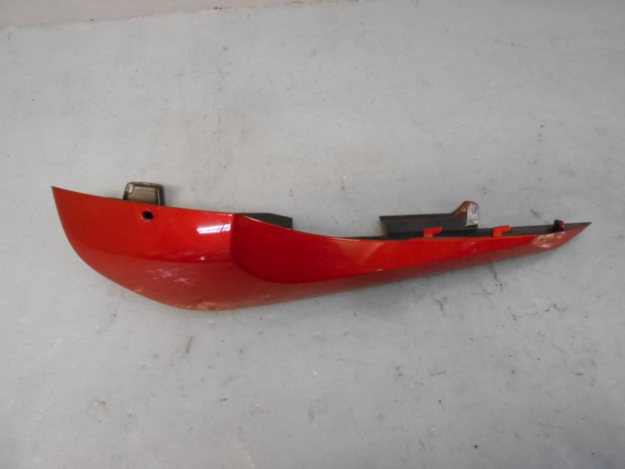 Baksidan på Bakvinge från en Yamaha YS 125 -2017 motorcykel.