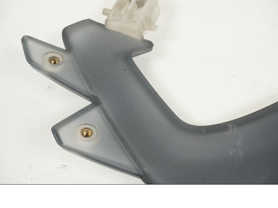 Extrabild1 på Vindrutefäste från en BMW F 650 CS -2002 motorcykel.