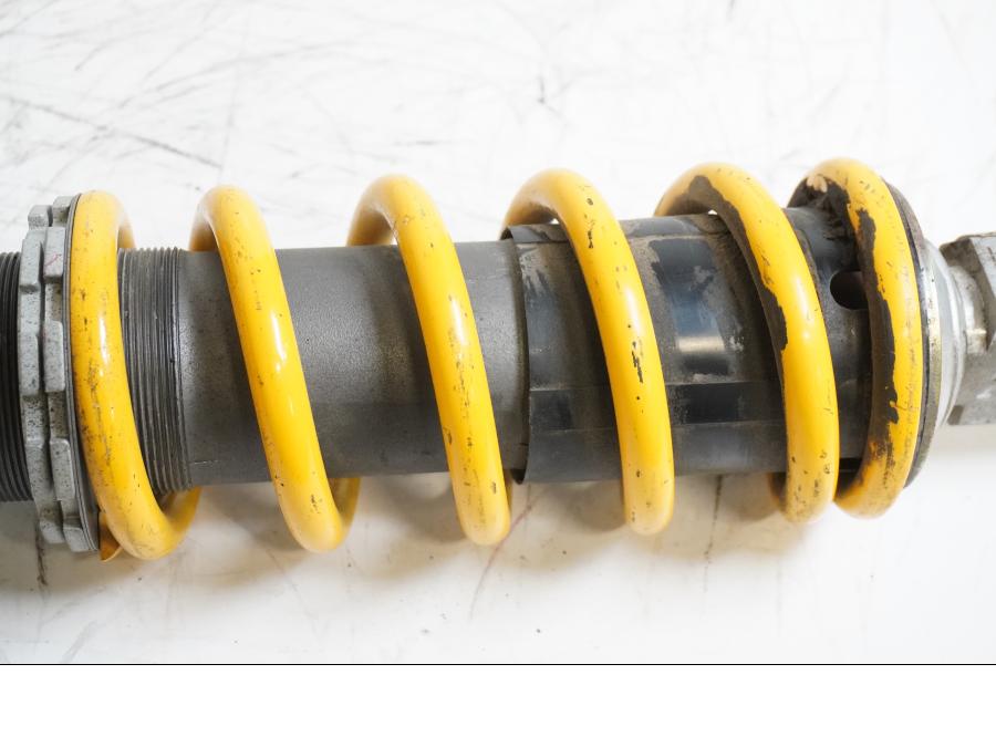 Höger sida på Stötdämpare från en Suzuki GSX-R 1000 -2006 motorcykel.