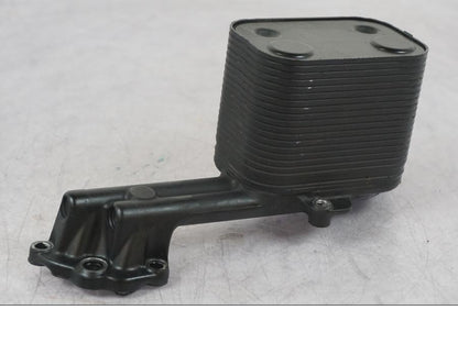 Snett uppifrån på Oljekyl från en KTM 1190 Adventure -2015 motorcykel.