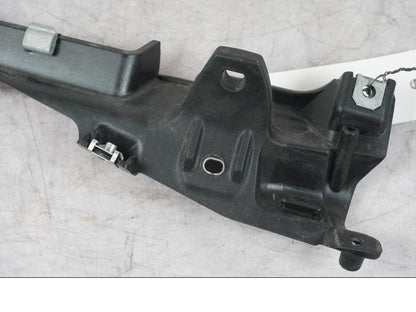 Vänster sida på Sidoväskhållare från en BMW K 1600 GTL -2015 motorcykel.