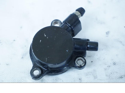 Framsidan på Kopplingslavcylinder från en Yamaha YZF 1000 R -1997 motorcykel.