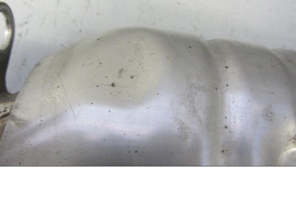 Snett nerifrån på Mellanburk från en Triumph Thunderbird 1600 -2011 motorcykel.