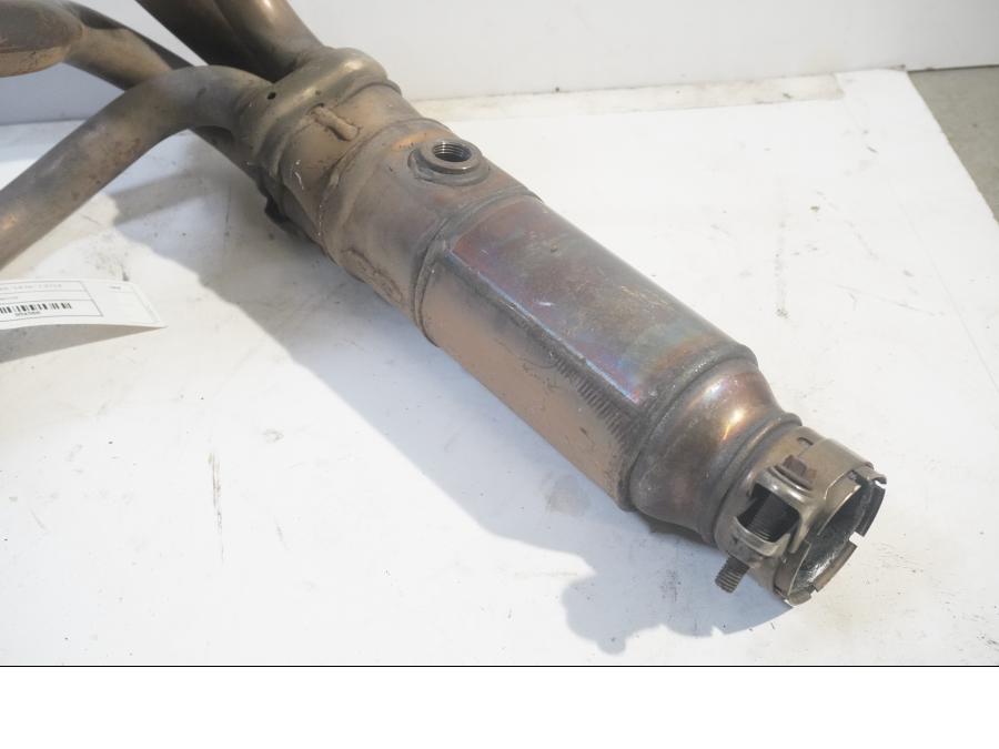 Baksidan på Grenrör från en Kawasaki Z 800 -2014 motorcykel.