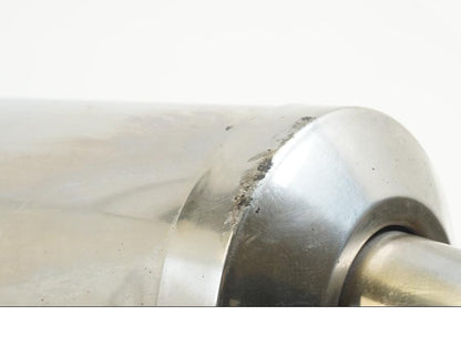 Snett uppifrån på Ljuddämpare från en Suzuki GSF 1250 -2009 motorcykel.