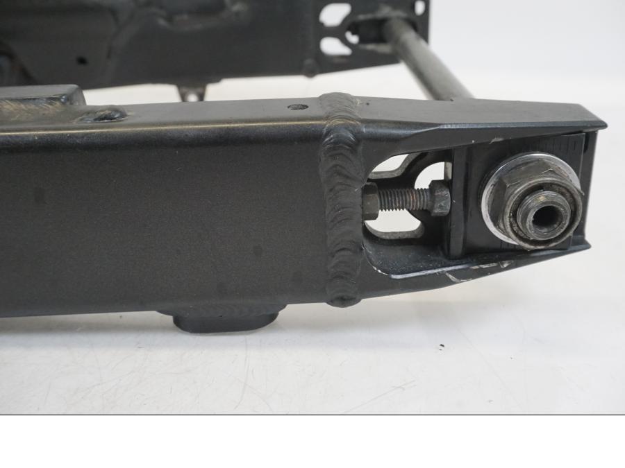 Extrabild2 på Sving från en Yamaha XV 1700 -2004 motorcykel.