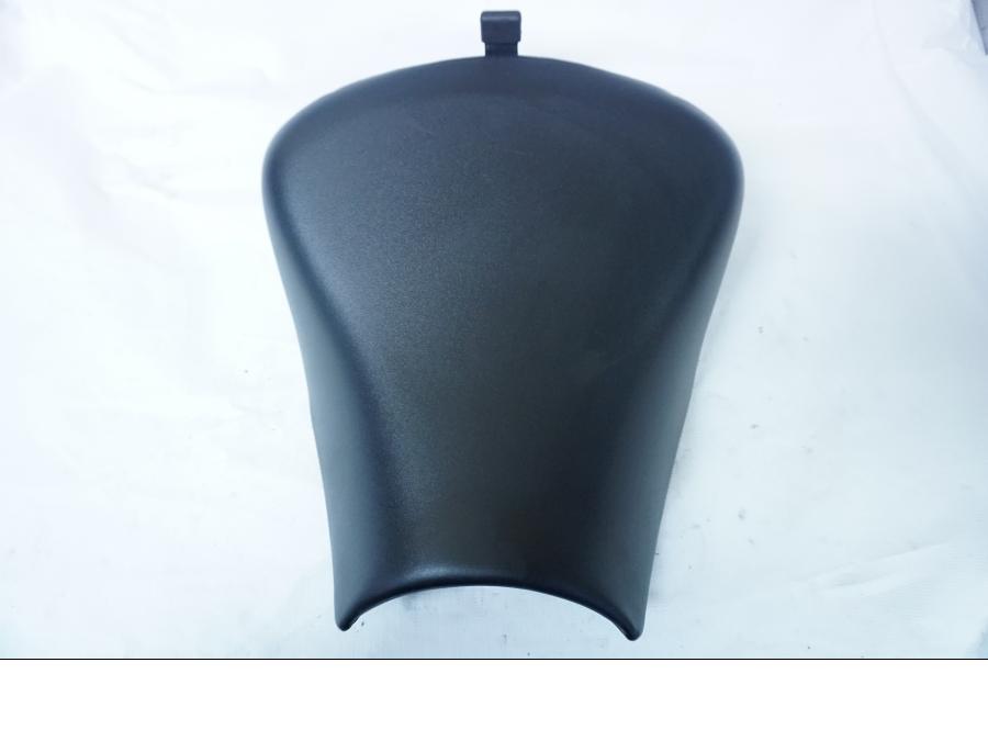 Framsidan på Sadel från en Kawasaki Ninja 650 -2018 motorcykel.