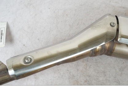 Höger sida på Ljuddämpare från en Honda XL 1000 V -2008 motorcykel.