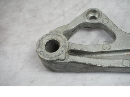 Snett uppifrån på Bromsoksfäste från en Kawasaki ZZR 600 -1991 motorcykel.