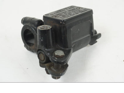 Extrabild2 på Bromshuvudcylinder från en Honda CBR 125 R -2006 motorcykel.