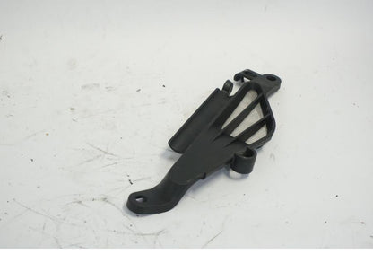 Baksidan på Sidopanel från en KTM 790 Duke -2018 motorcykel.