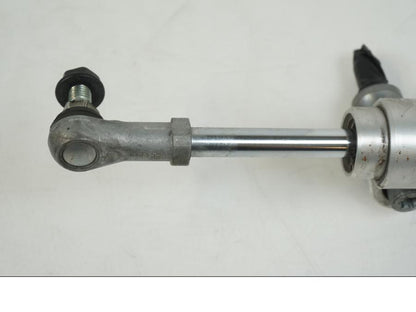 Vänster sida på Styrdämpare från en BMW S 1000 R -2019 motorcykel.