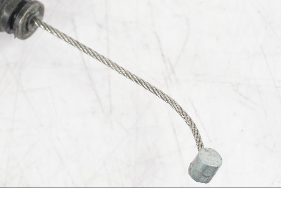 Höger sida på Vajerfördelare från en BMW R 1200 GS -2005 motorcykel.