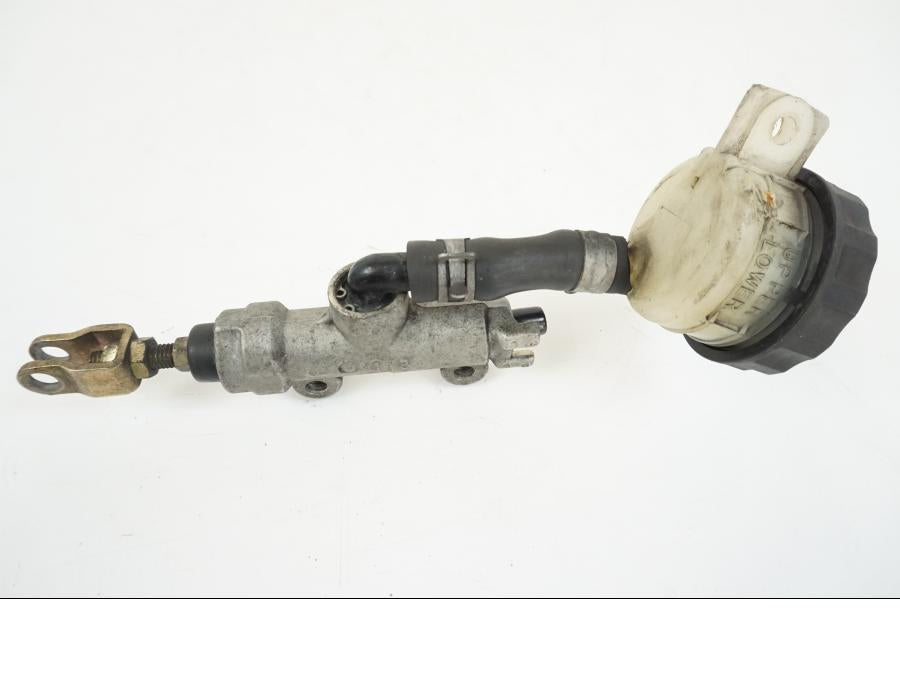 Höger sida på Bromshuvudcylinder från en Kawasaki VN 1500 -1996 motorcykel.