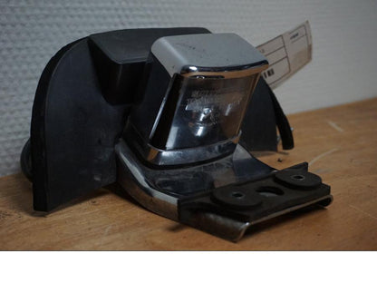 Baksidan på Skyltbelysning från en Suzuki VS 1400 -1998 motorcykel.