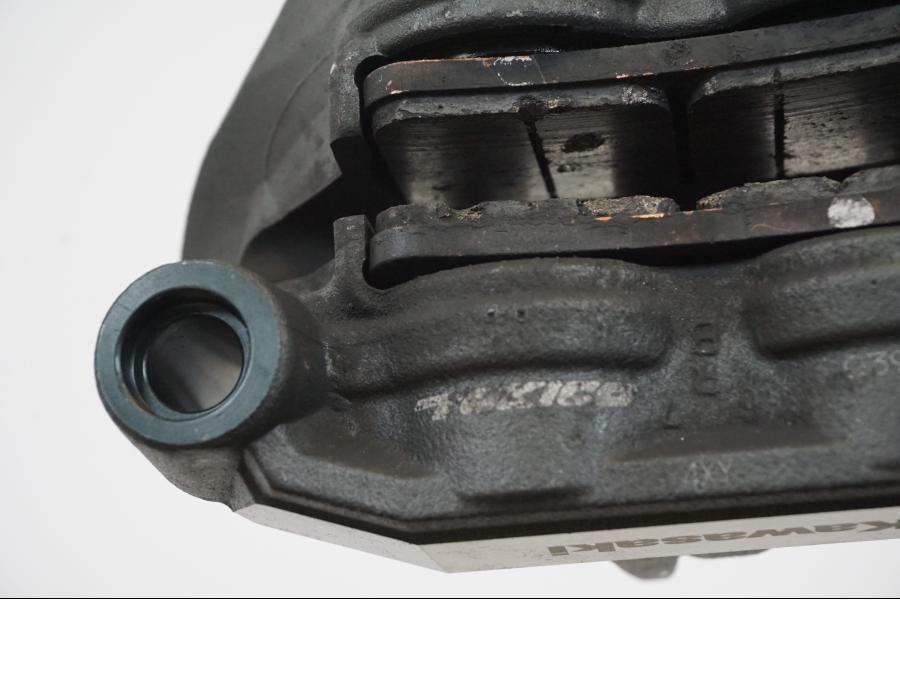 Extrabild2 på Bromsok från en Kawasaki Z 1000 -2014 motorcykel.