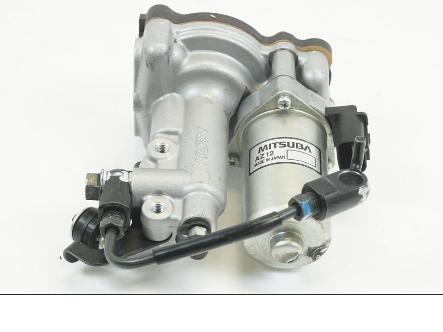 Framsidan på ABS Pump från en Honda CBR 1000 RR -2010 motorcykel.