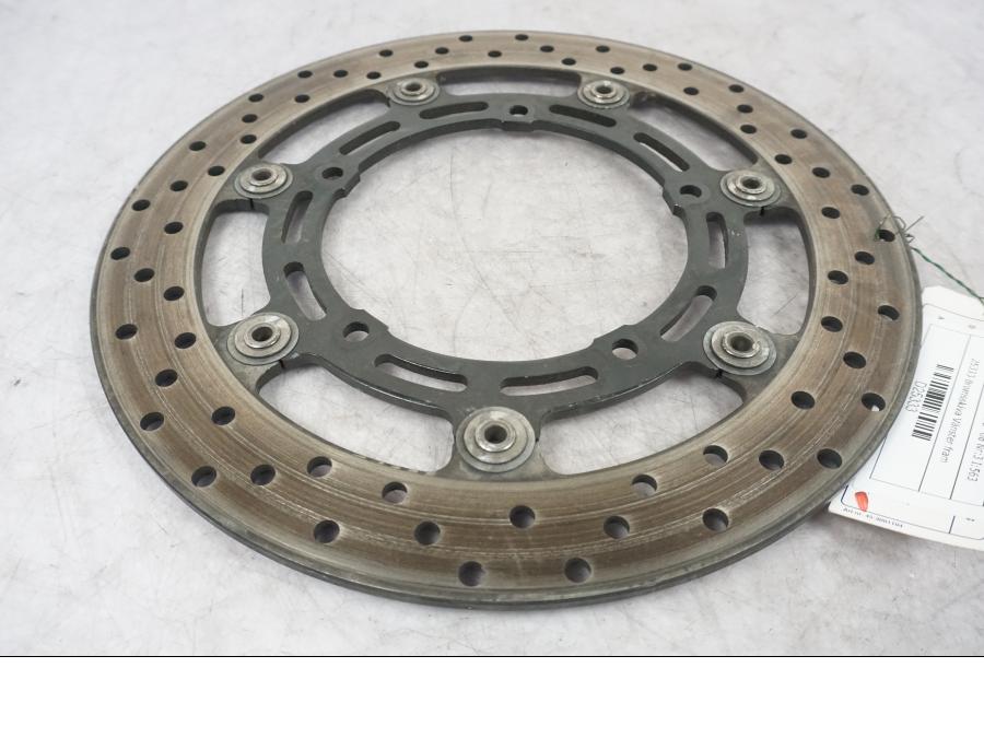 Höger sida på Bromsskiva från en Yamaha FZ-6 -2008 motorcykel.