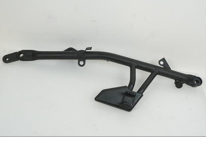 Framsidan på Fotpinnefäste från en Kawasaki Vulcan S -2018 motorcykel.