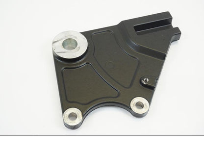 Baksidan på Bromsoksfäste från en Triumph Speedmaster -2006 motorcykel.