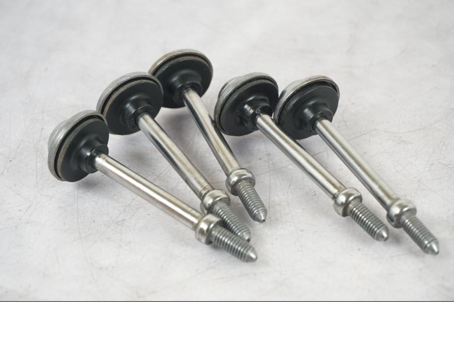 Vänster sida på Ventilkåpa från en BMW R 1200 GSA -2014 motorcykel.