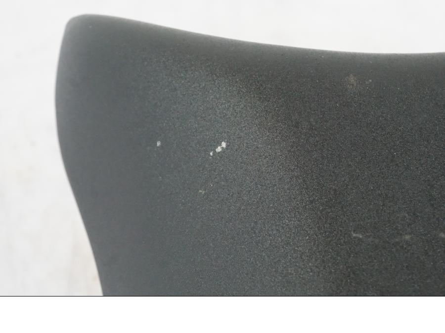 Vänster sida på Sadel från en Suzuki GSX-R 600 -2007 motorcykel.