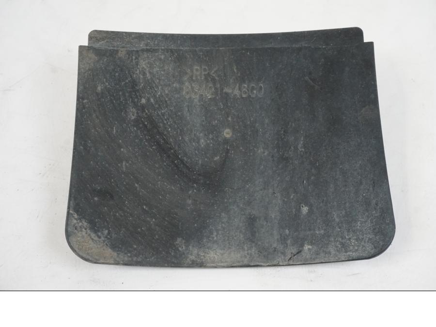 Framsidan på Svingskärm från en Suzuki VZR 1800 -2009 motorcykel.