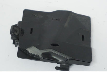 Höger sida på Batterihållare från en BMW R 1250 GS -2022 motorcykel.