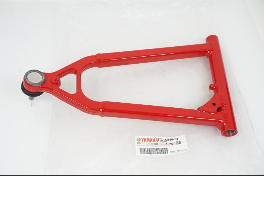 Baksidan på Länkarm från en Yamaha YFM 700 -2008 ATV.