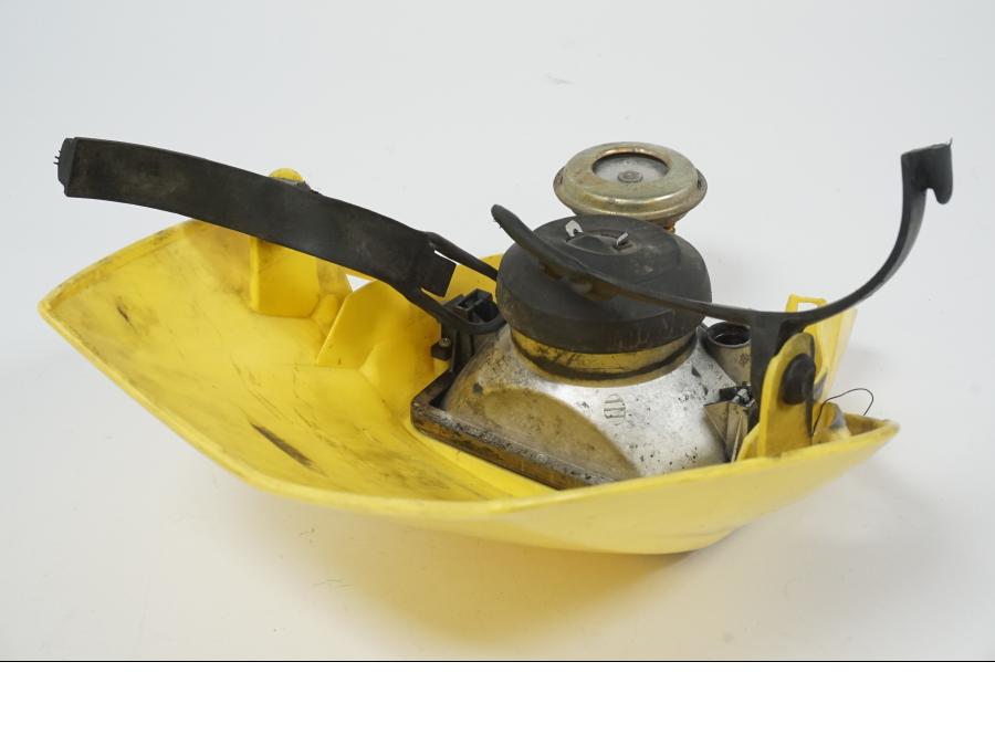 Snett uppifrån på Strålkastare från en Husaberg FS 650 E -2003 motorcykel.