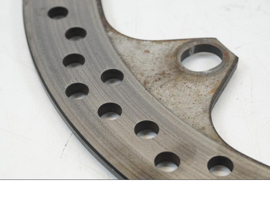 Extrabild1 på Bromsskiva från en BMW K 1200 LT -2004 motorcykel.