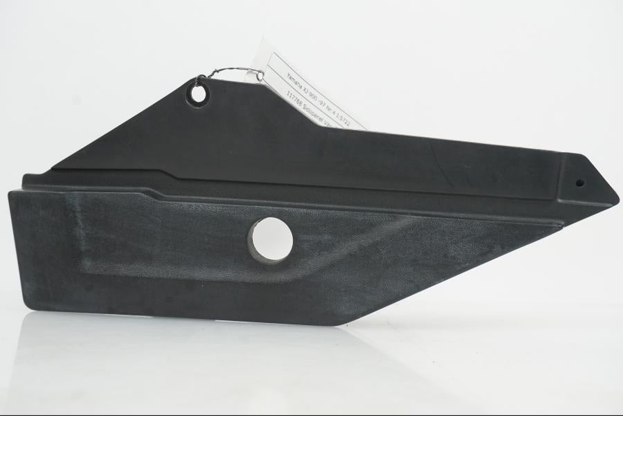 Baksidan på Sidopanel från en Yamaha XJ 900 -1997 motorcykel.