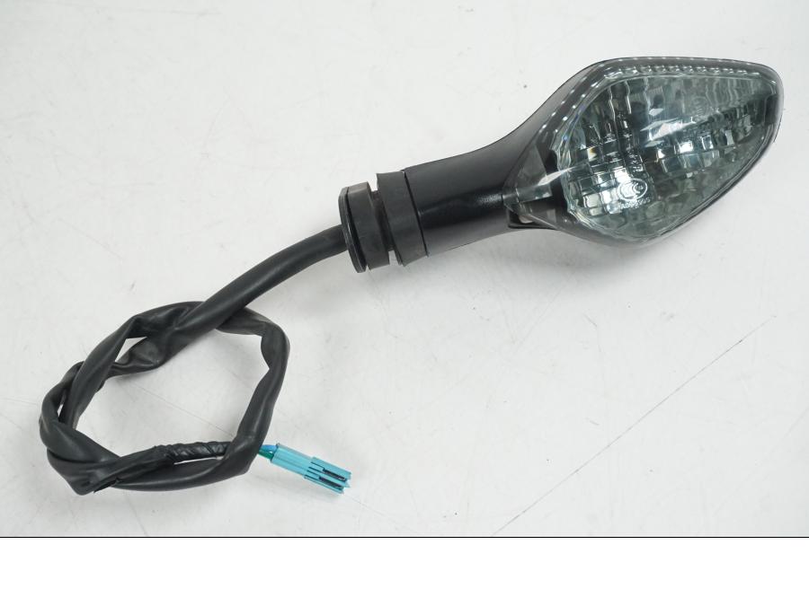 Framsidan på Blinkers från en Honda CB 650 F Hornet -2017 motorcykel.