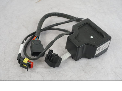 Snett uppifrån på Tändningslås från en KTM 1290 Super Adventure R -2018 motorcykel.