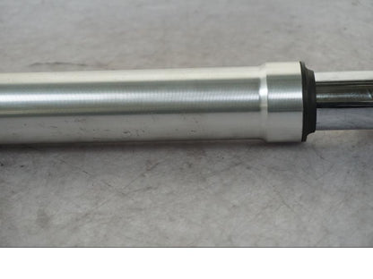 Extrabild3 på Gaffelben från en Kawasaki VN 1500 Mean Streak -2002 motorcykel.