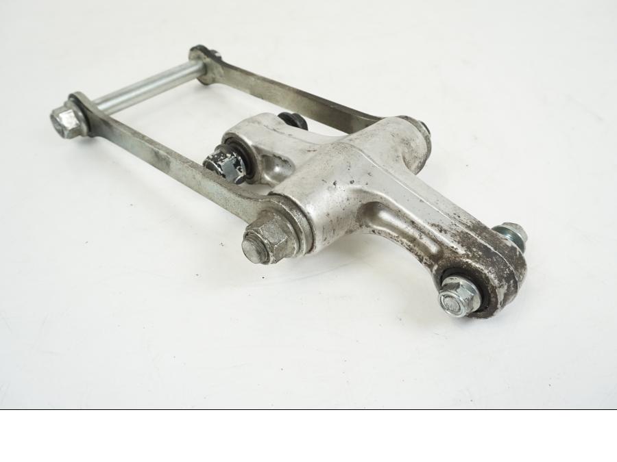 Extrabild2 på Stötdämparlänkage från en Suzuki GSX 600 F -1998 motorcykel.