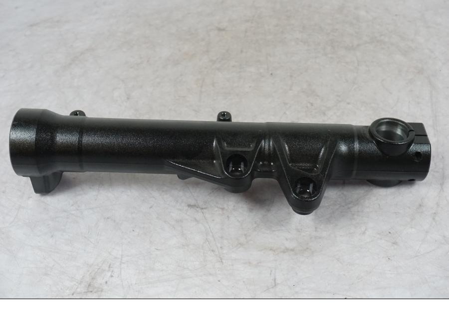 Höger sida på Gaffelben från en BMW F 800 R -2009 motorcykel.