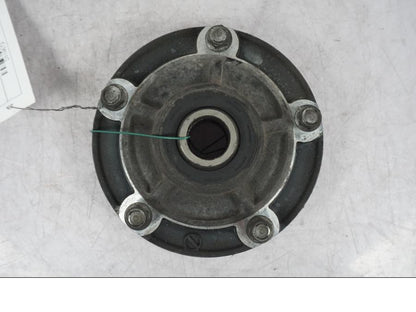 Baksidan på Drevfäste från en Suzuki GSF 1250 -2010 motorcykel.