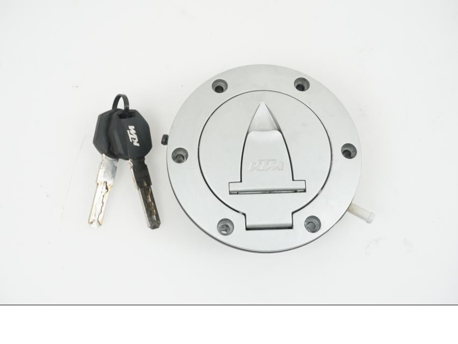 Framsidan på Tanklock från en KTM 1190 Adventure -2013 motorcykel.