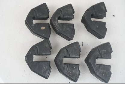 Baksidan på <p>Ryckutjämnare till Suzuki GSX 1300 R 2000.</p>

<p>Hayabusa.</p> motorcykel.