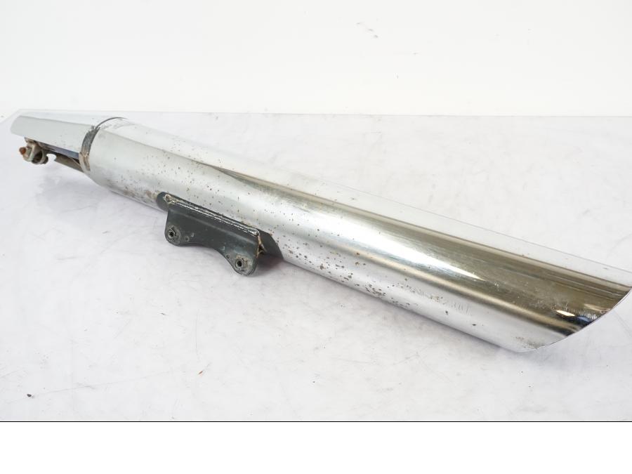 Extrabild1 på Ljuddämpare från en Suzuki VL 800 -2002 motorcykel.