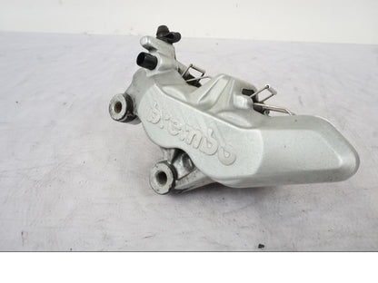 Framsidan på Bromsok från en KTM 990 Super Duke -2006 motorcykel.