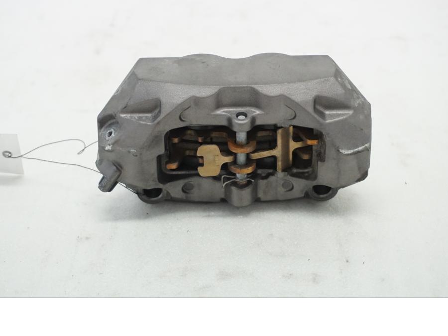 Vänster sida på Bromsok från en Ducati Hypermotard -2020 motorcykel.