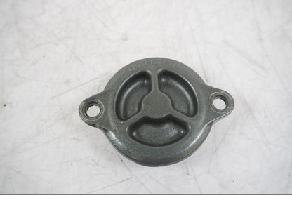 Framsidan på Oljelock från en KTM 125 Duke -2017 motorcykel.