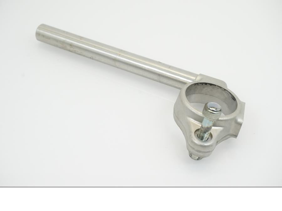 Baksidan på Styre från en Suzuki GSX-R 1100 -1993 motorcykel.